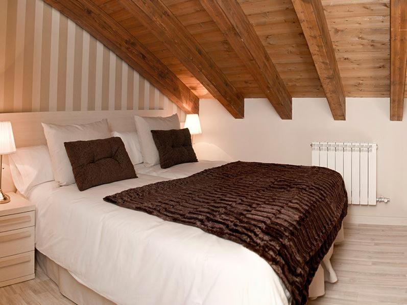 Fuente Del Sauco Lejlighedshotel Ezcaray Eksteriør billede